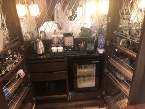 财经小道消息不吃饭也能吃饱 